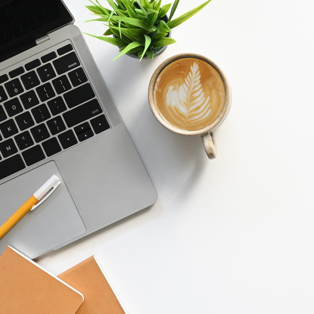 Agentur für Content und Design, between media